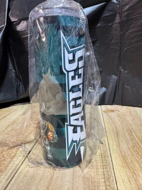 Source Unknown Philadelphia Eagles Green Black Travel Tumbler